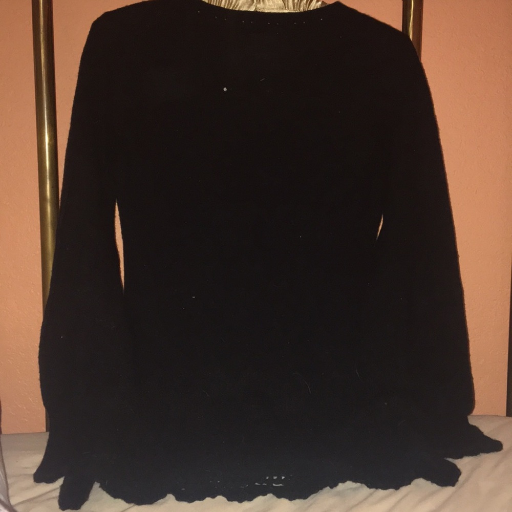 Sweater - Picture 5 of 6